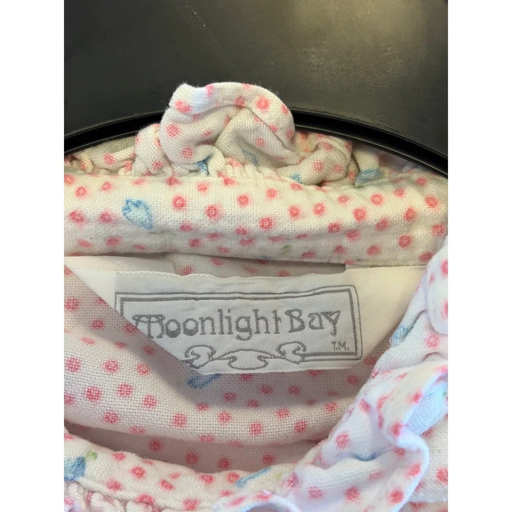 Moonlight Bay no stains